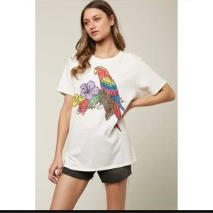 O'neill Parrot Tee size Large NWOT